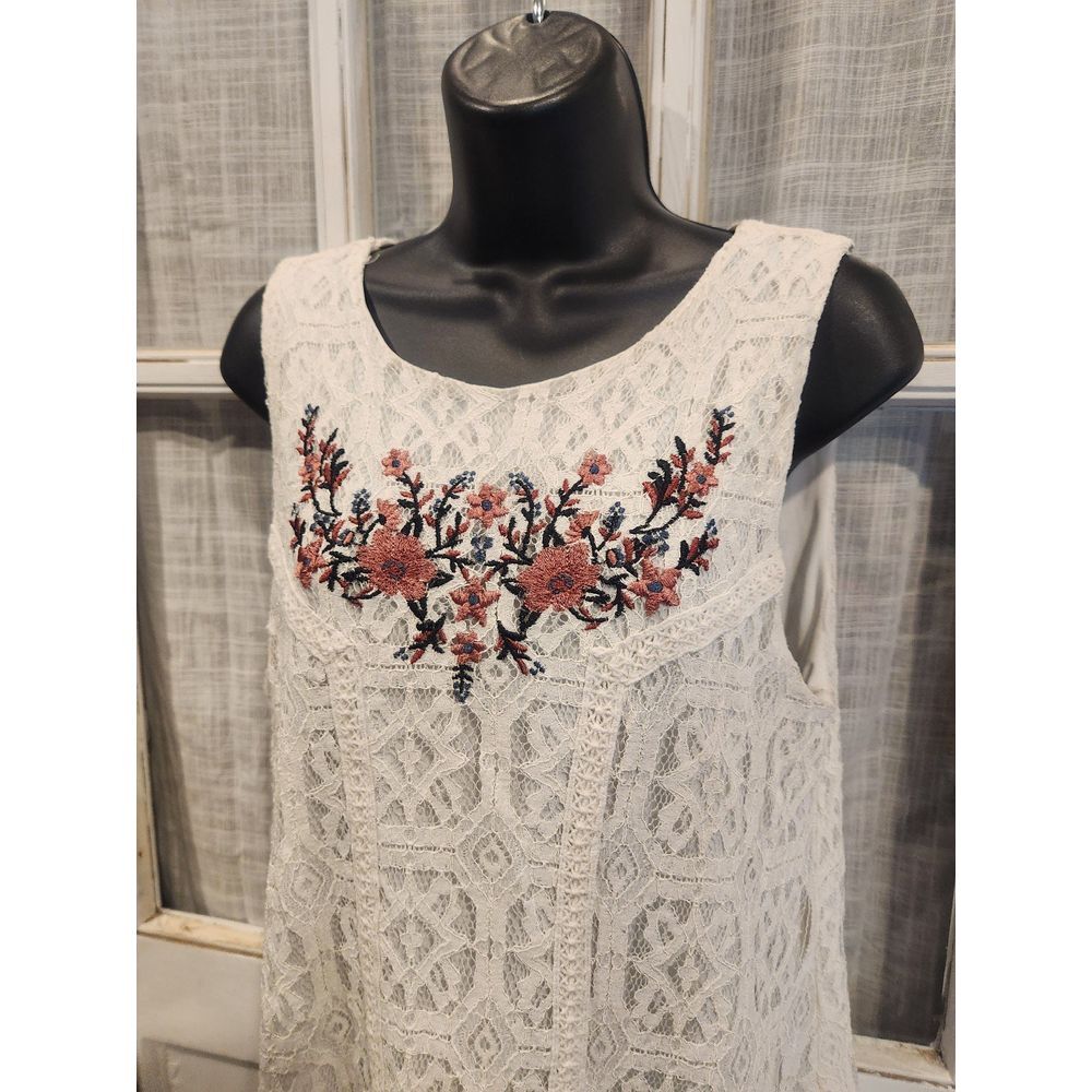 Miami‎ White Lace Embroidered Floral Sleeveless Dress Women's Size Medium